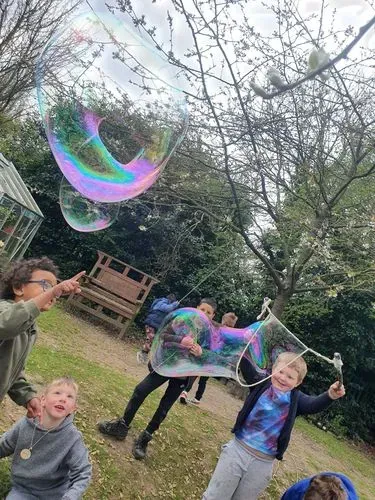 Giant Bubbles